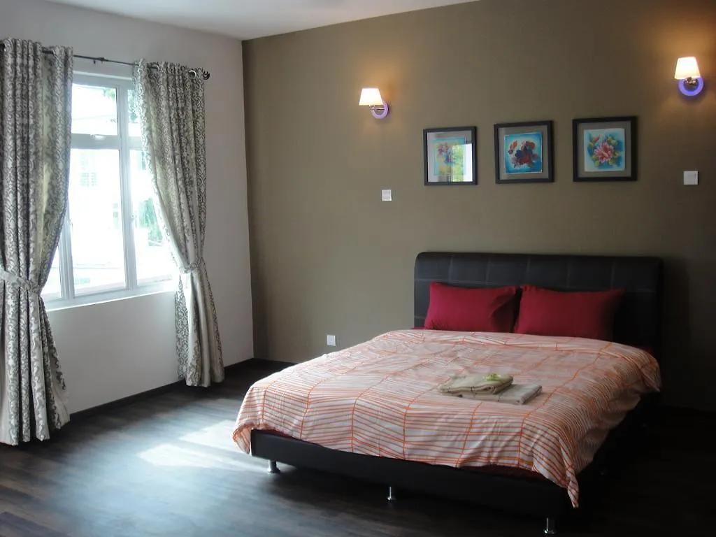 Batu Ferringhi - Shamrock Beach Villas, Penang Malaysia