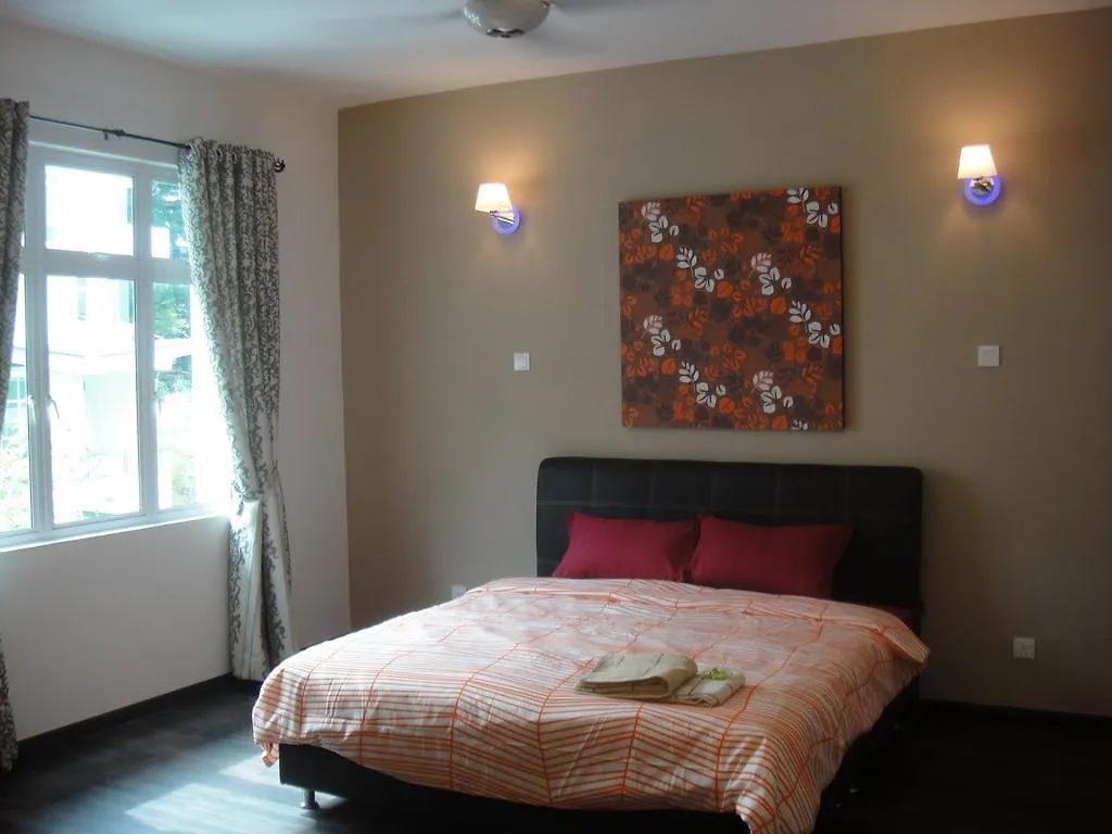 Batu Ferringhi - Shamrock Beach Villas, Penang Batu Feringgi